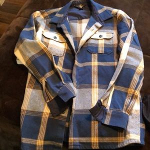Boys size 12 Volcom flannel